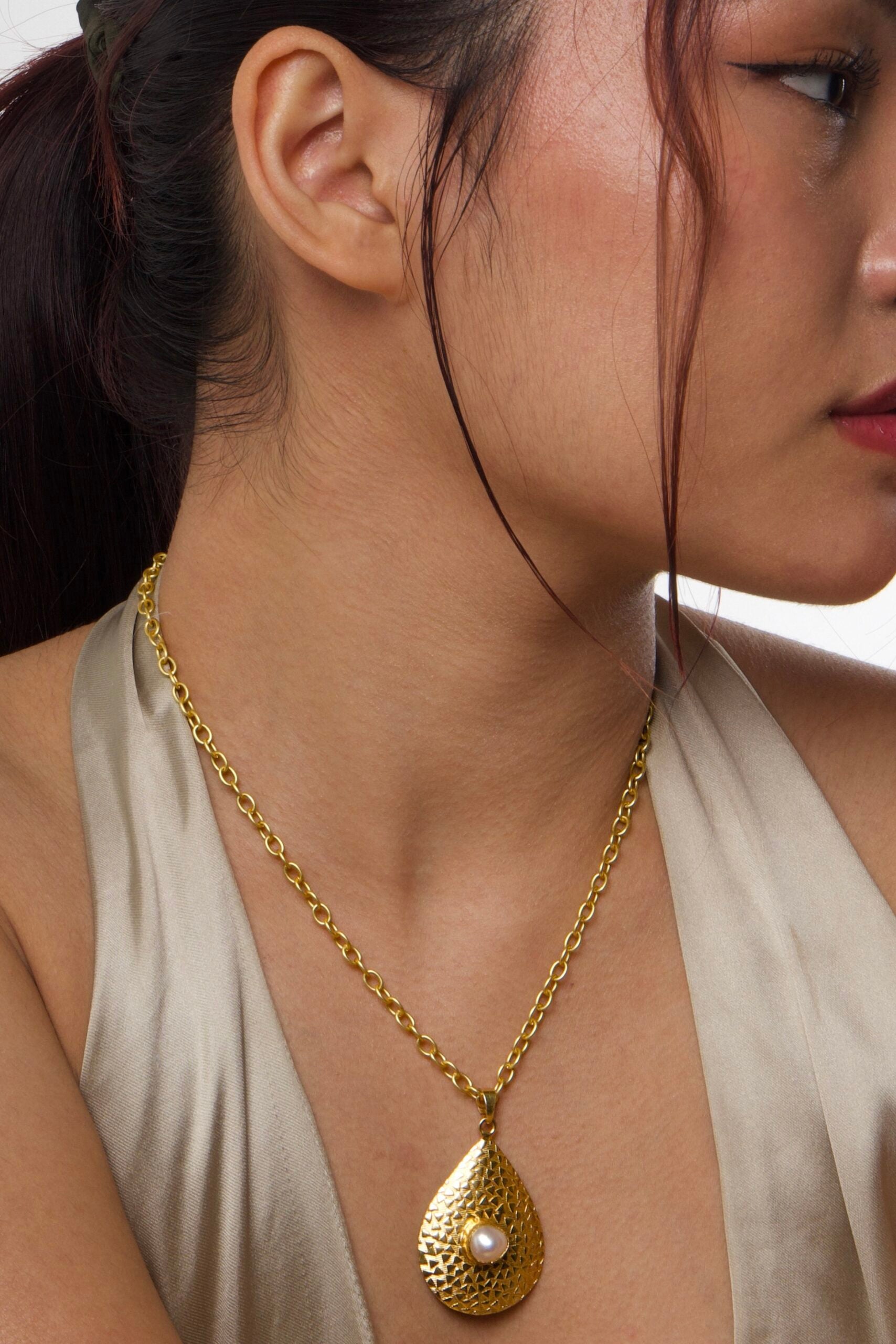 Ivy pendant