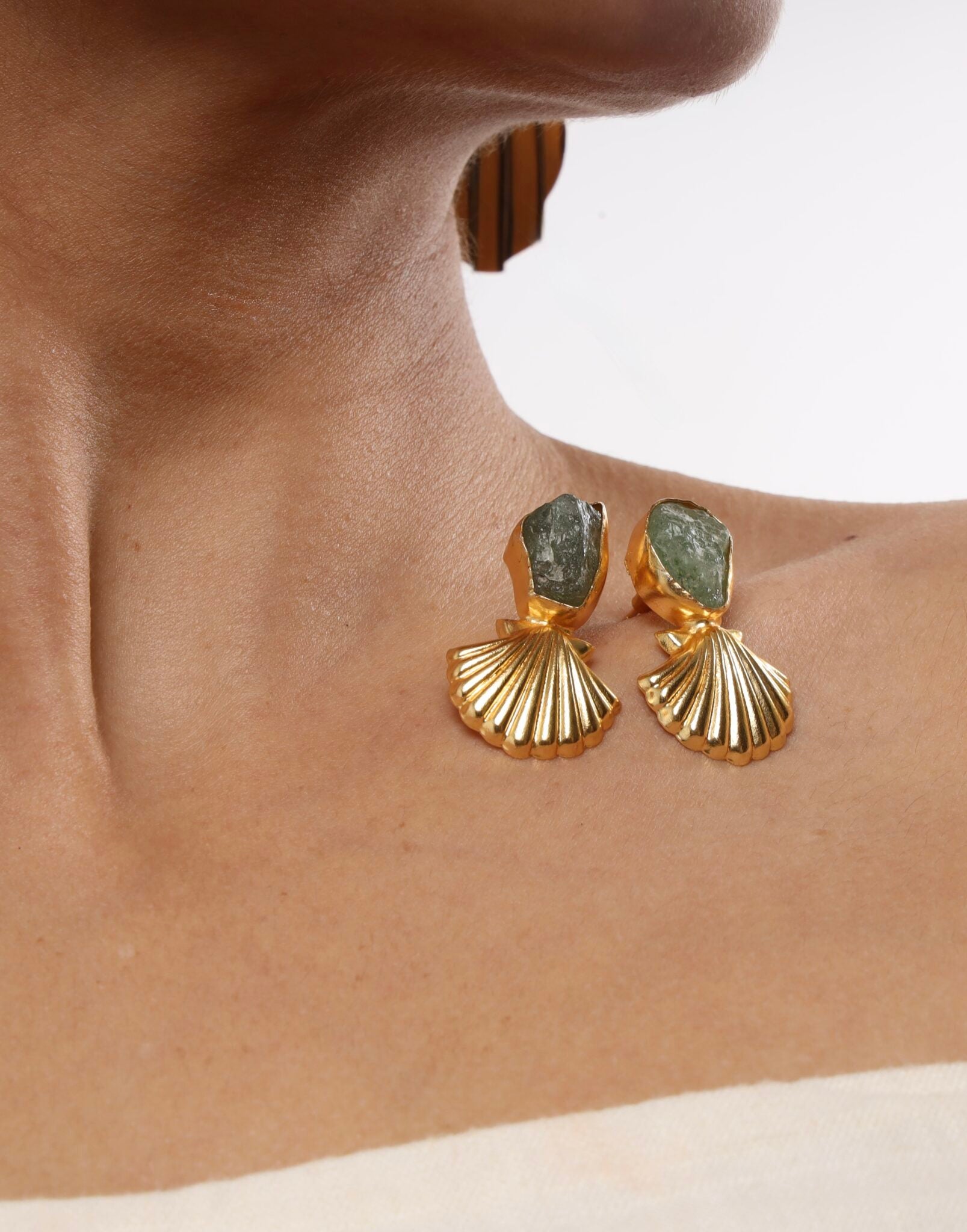 Shell earring